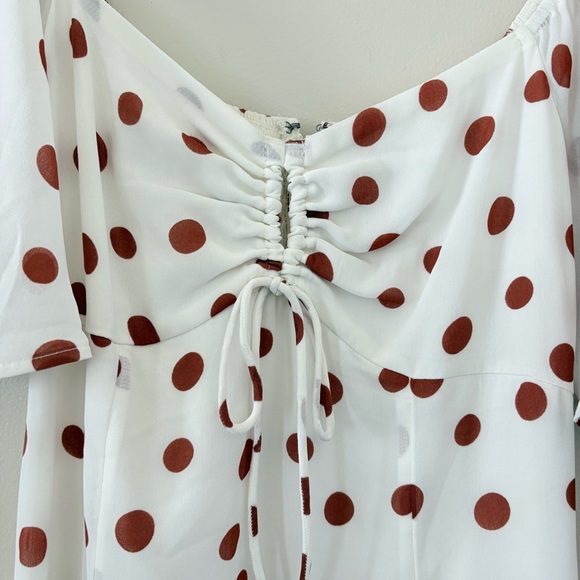 Abercrombie & Fitch Flutter Sleeve Keyhole
Mini Dress Polka Dot Brown Ivory S - Picture 7 of 15